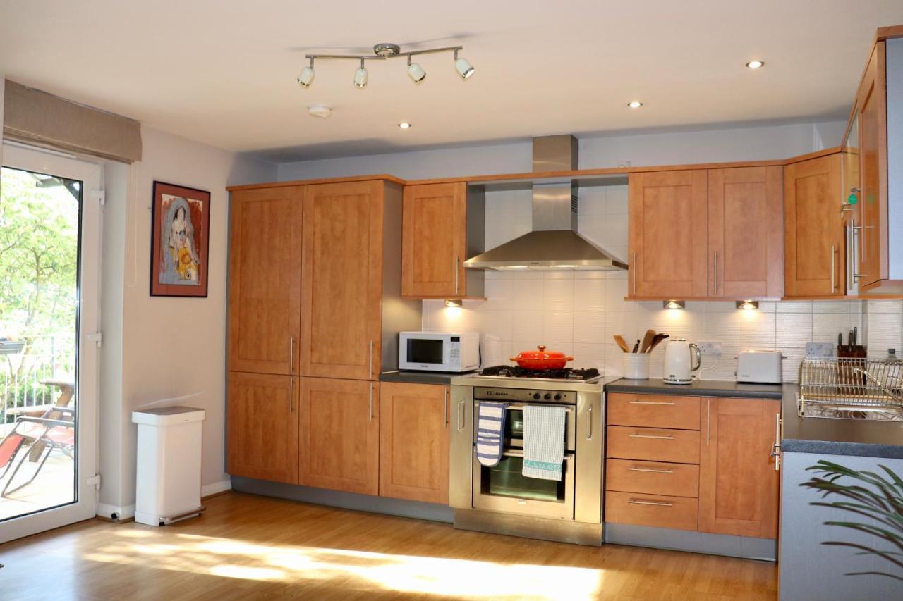 Luxapartment- Port Of Leith - Secure Parking Apartment *